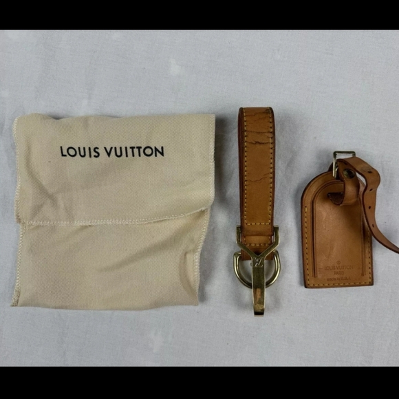 Louis Vuitton Pegase 60 MNG M23250 Signiture Mono Rolling Luggage(EUC)(SEE PICS) - Picture 16 of 16